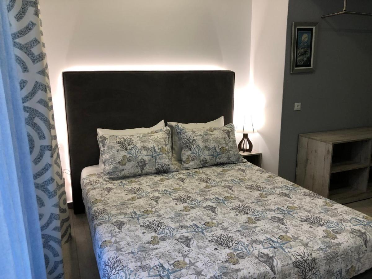 Moonlight Seafront Apartments Koutsourás Zewnętrze zdjęcie